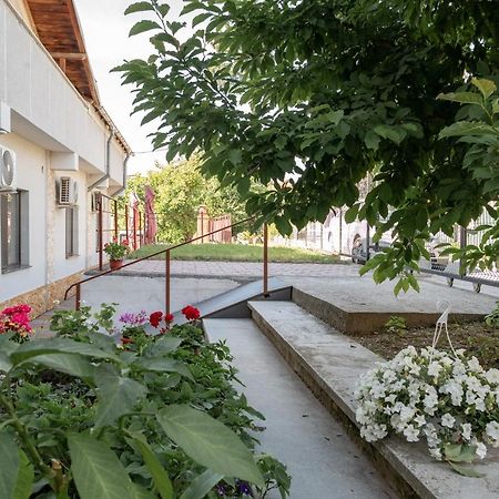 Casa Șapte din Șapte Curtea de Argeş Eksteriør bilde